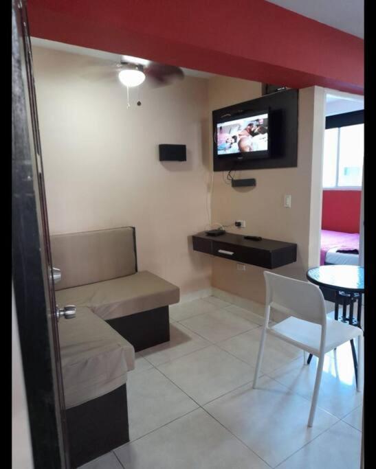 Apartment R.3-3 Lindo Estudio, 2 En El Ciudad De Panama. *